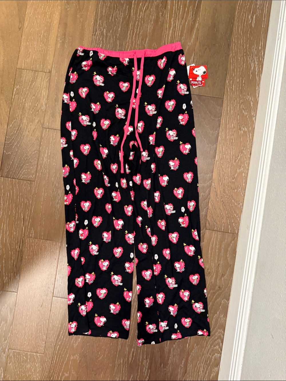 Peanuts Black Pajama Pants with Pink Heart & Snoopy Print